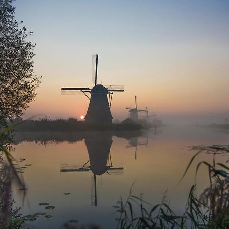 B & B Meet The Dutch Ridderkerk Exterior photo